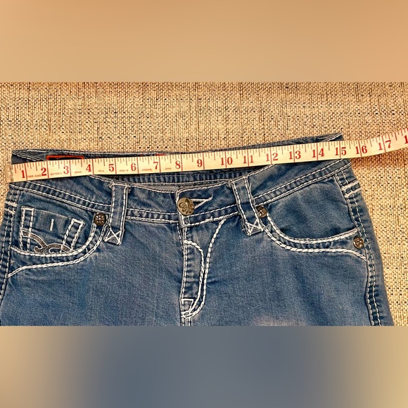 Rock Revival Jeans
Embroidered Skinny Jeans 
Light Blue Distressed 
Sz 29 - Picture 6 of 7